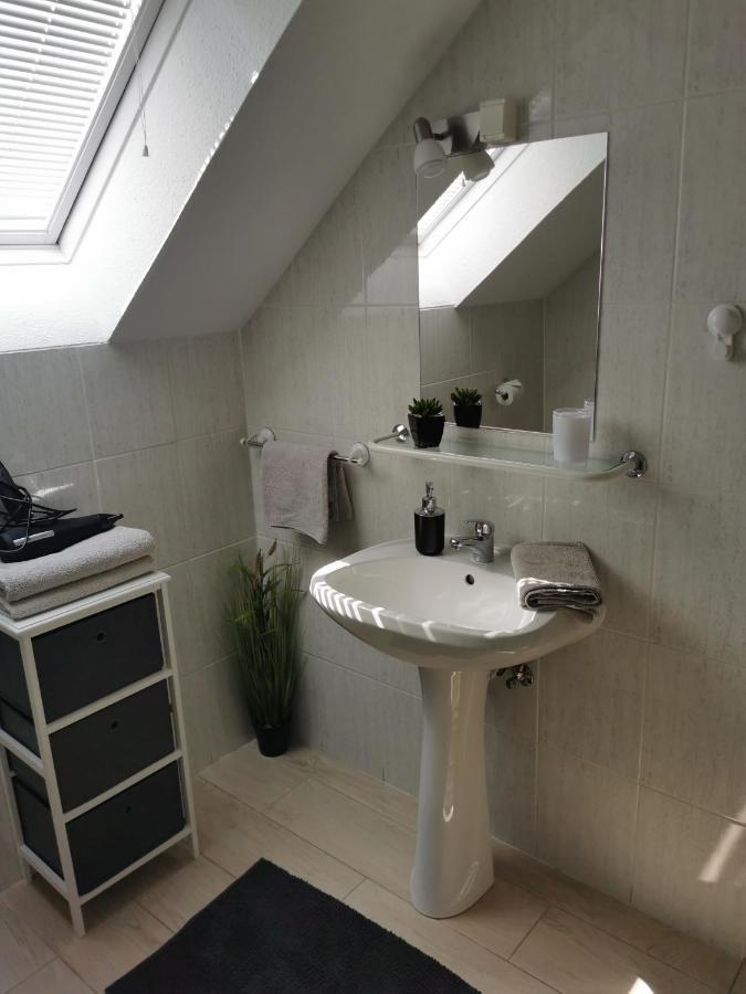 Csabai Vendeghaz Hotell Bük Exteriör bild