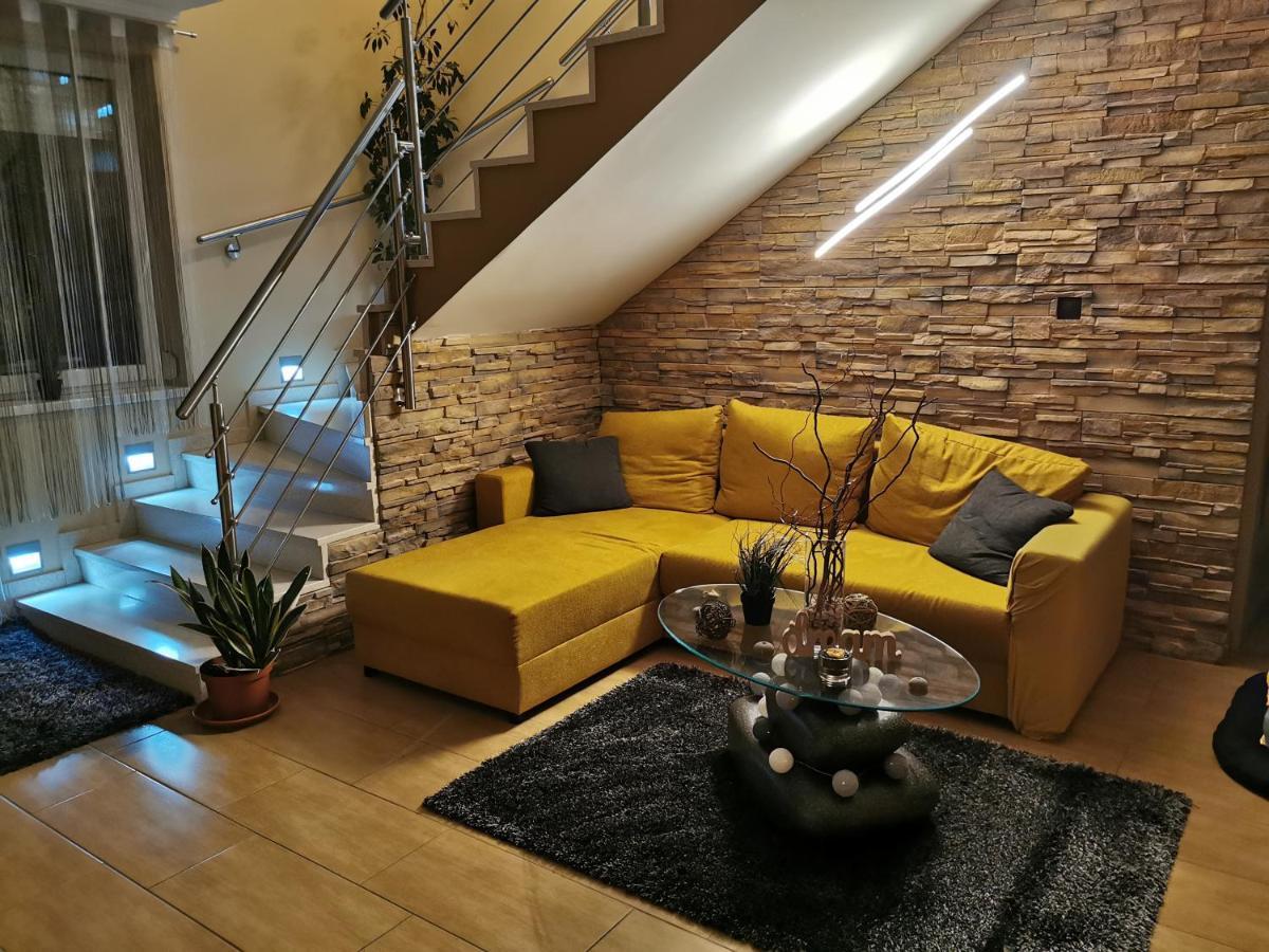 Csabai Vendeghaz Hotell Bük Exteriör bild