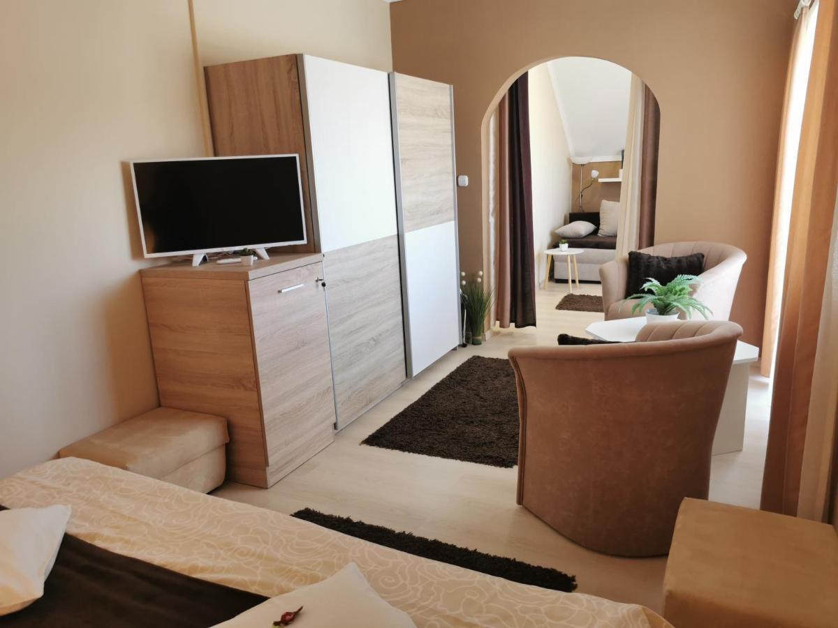 Csabai Vendeghaz Hotell Bük Exteriör bild